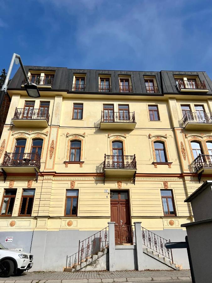 Ferienwohnung Artelier - Trenčianske Teplice Exterior foto